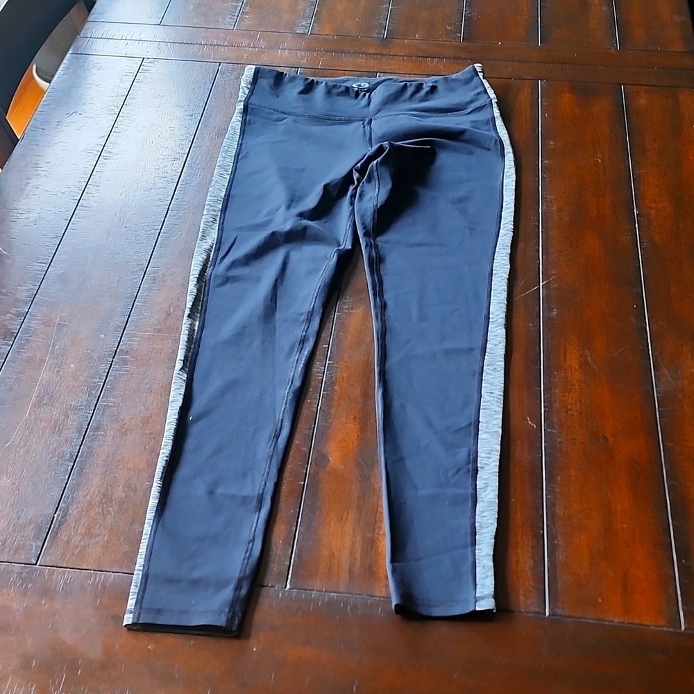 Ladies workout pants size Lg